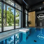 Unia Art 61 -basen I Apartment