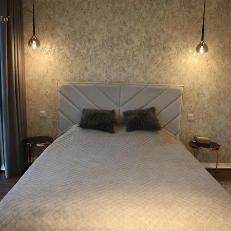 Unia Art 61 -basen I *