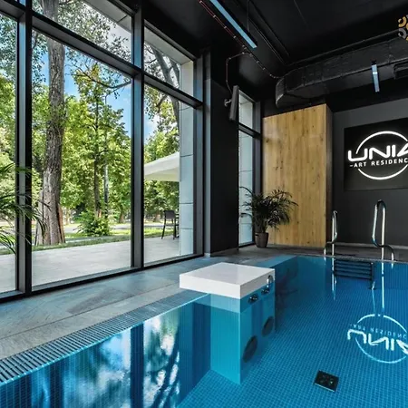 Unia Art 61 - Basen, Apartament