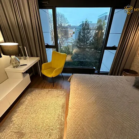 Unia Art 61 - Basen, Apartament Lublin