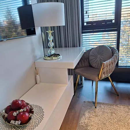 Unia Art 61 -basen I Appartement