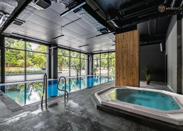 Apartment Unia Art 61 -basen I